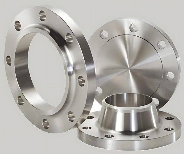 Super duplex steel flanges