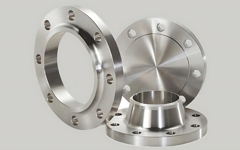 Super duplex steel flanges