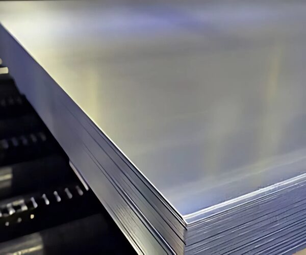 Super duplex steel plates