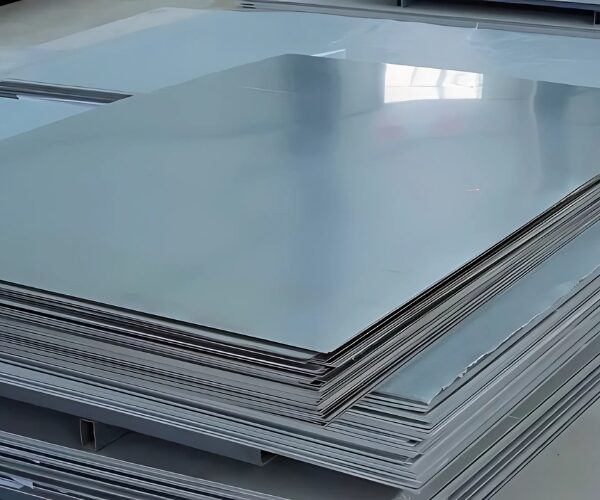 Super duplex steel sheet